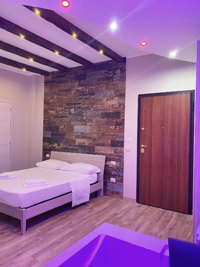 B&B New Paris & Suite Taranto Kültér fotó